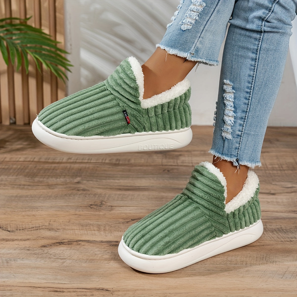 ELIZA & MAREN | STRIPED PLUSH HOUSE SLIPPERS FOR WOMEN