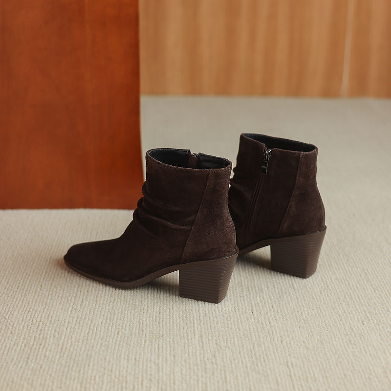 ELIZA & MAREN | CENTER STITCH ANKLE BOOTS FOR WOMEN