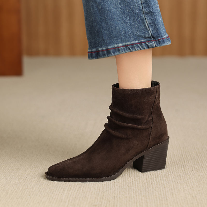 ELIZA & MAREN | CENTER STITCH ANKLE BOOTS FOR WOMEN