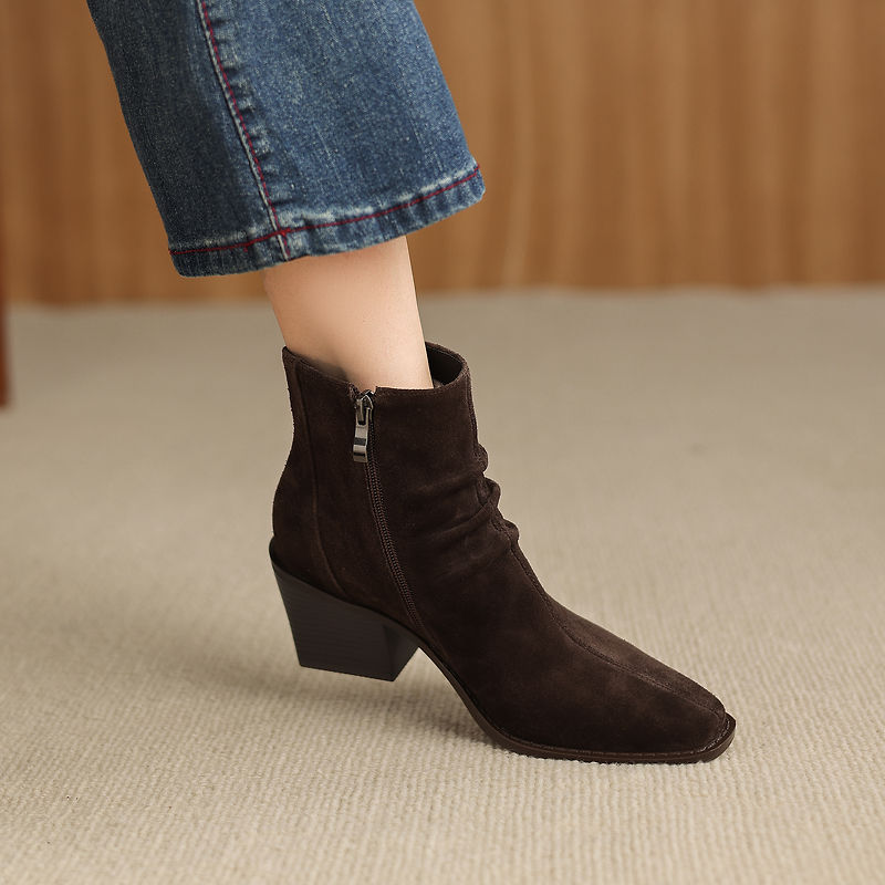ELIZA & MAREN | CENTER STITCH ANKLE BOOTS FOR WOMEN