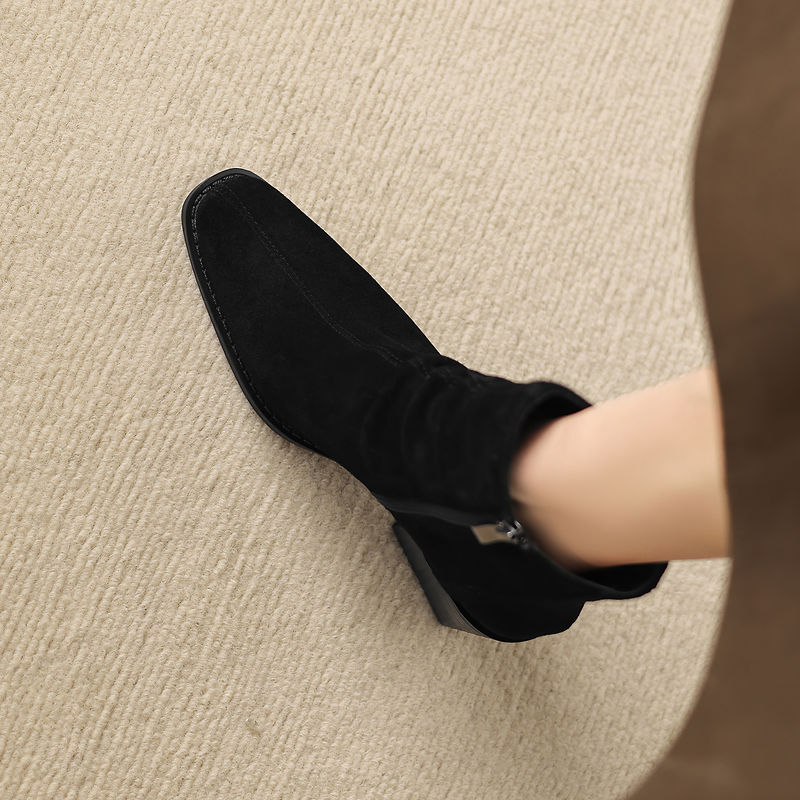 ELIZA & MAREN | CENTER STITCH ANKLE BOOTS FOR WOMEN
