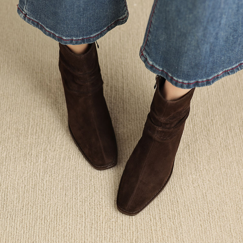 ELIZA & MAREN | CENTER STITCH ANKLE BOOTS FOR WOMEN