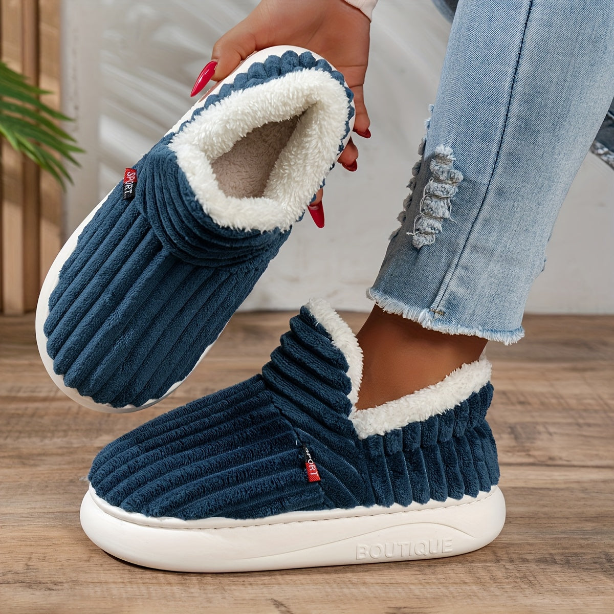ELIZA & MAREN | STRIPED PLUSH HOUSE SLIPPERS FOR WOMEN