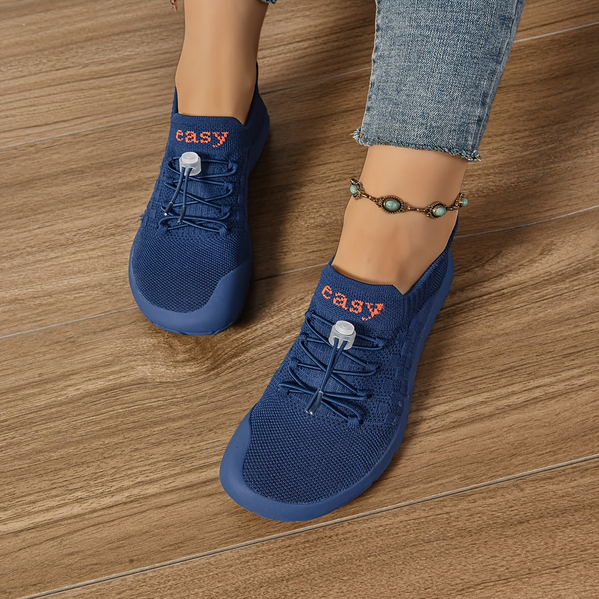 ELIZA & MAREN | FLEXIBLE LACE-UP SNEAKERS FOR WOMEN