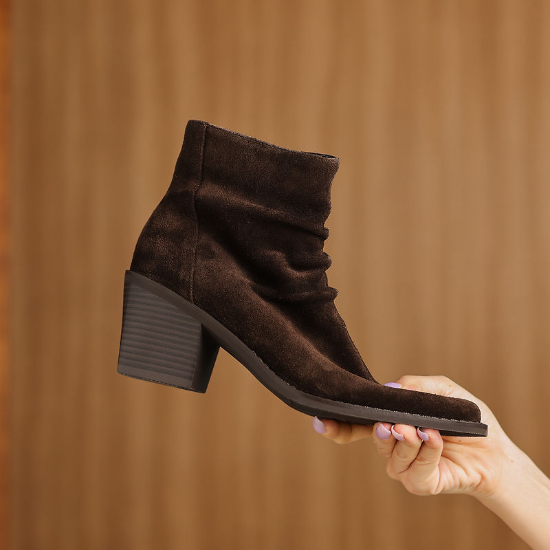 ELIZA & MAREN | CENTER STITCH ANKLE BOOTS FOR WOMEN