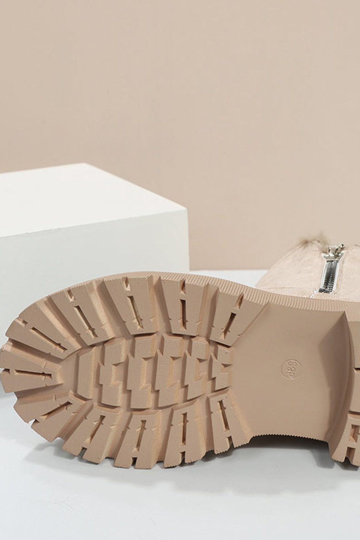 ELIZA & MAREN | PLATFORM WINTER ANKLE BOOTS FOR WOMEN