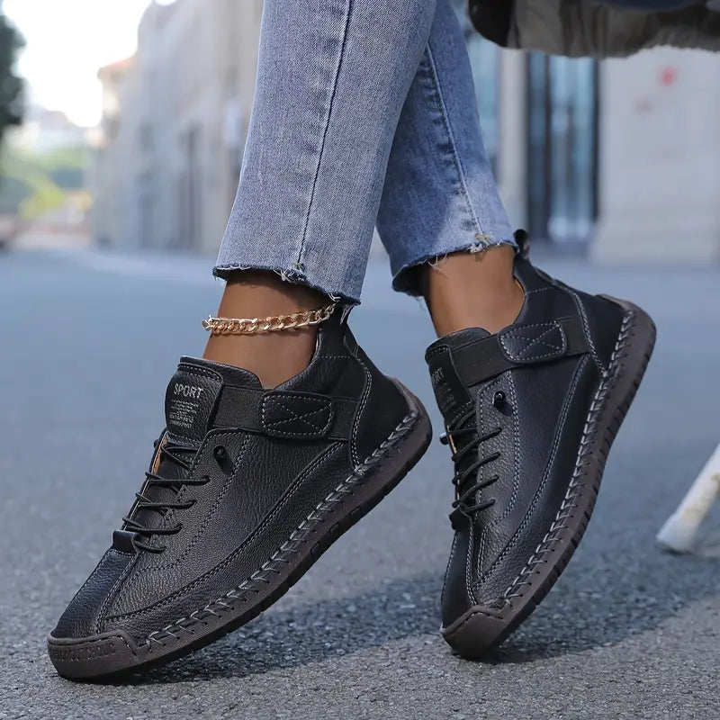 ELIZA & MAREN | BLACK STITCHED SNEAKERS FOR WOMEN