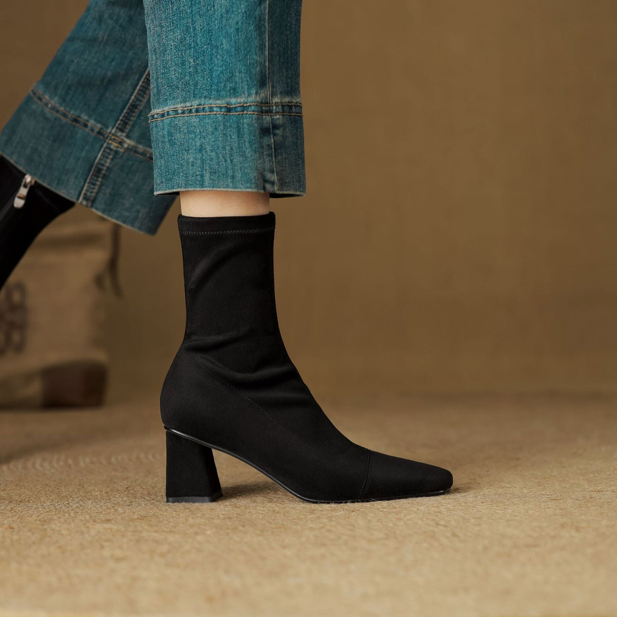 ELIZA & MAREN | SIDE ZIP HEELED BOOTS FOR WOMEN