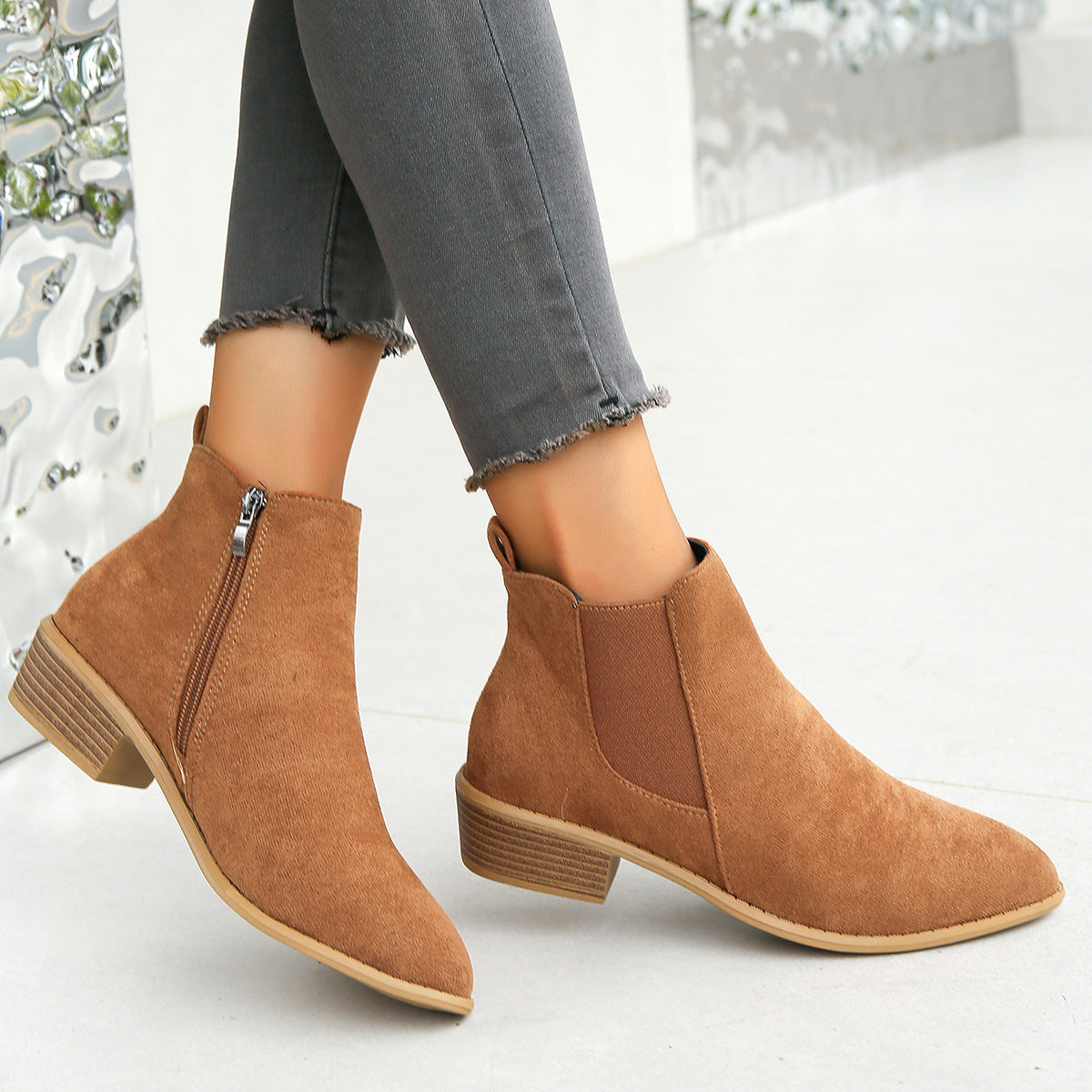 ELIZA & MAREN | ALMOND TOE ANKLE BOOTS FOR WOMEN
