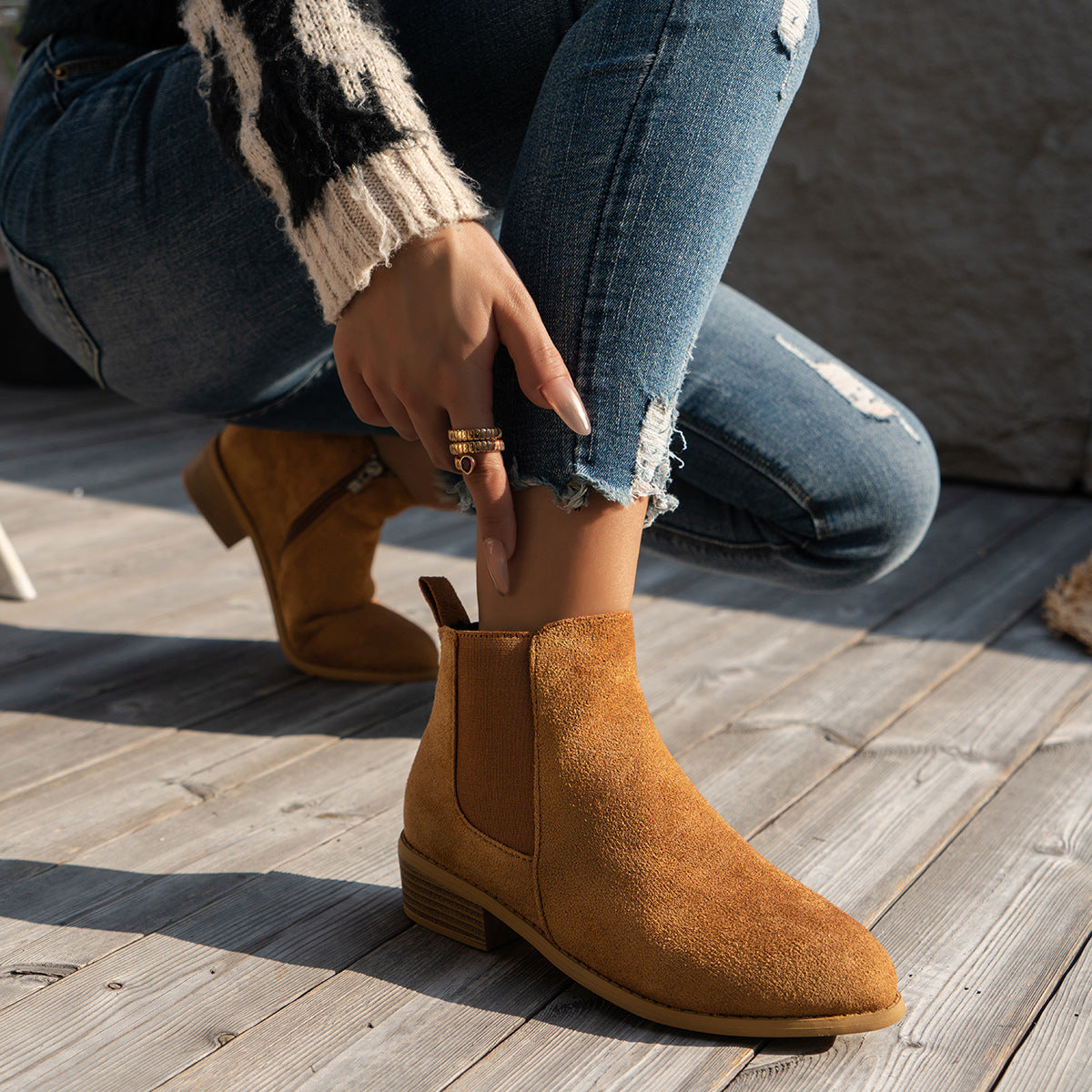 ELIZA & MAREN | ALMOND TOE ANKLE BOOTS FOR WOMEN