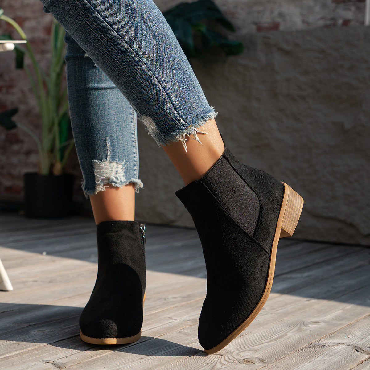 ELIZA & MAREN | ALMOND TOE ANKLE BOOTS FOR WOMEN