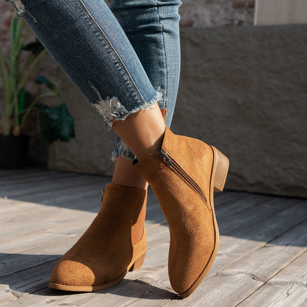 ELIZA & MAREN | ALMOND TOE ANKLE BOOTS FOR WOMEN