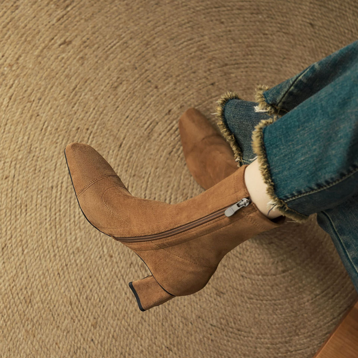 ELIZA & MAREN | SIDE ZIP HEELED BOOTS FOR WOMEN