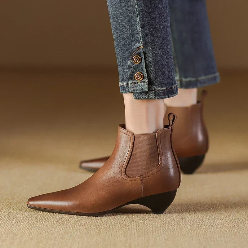 ELIZA & MAREN | CURVED HEEL ANKLE BOOTS FOR WOMEN