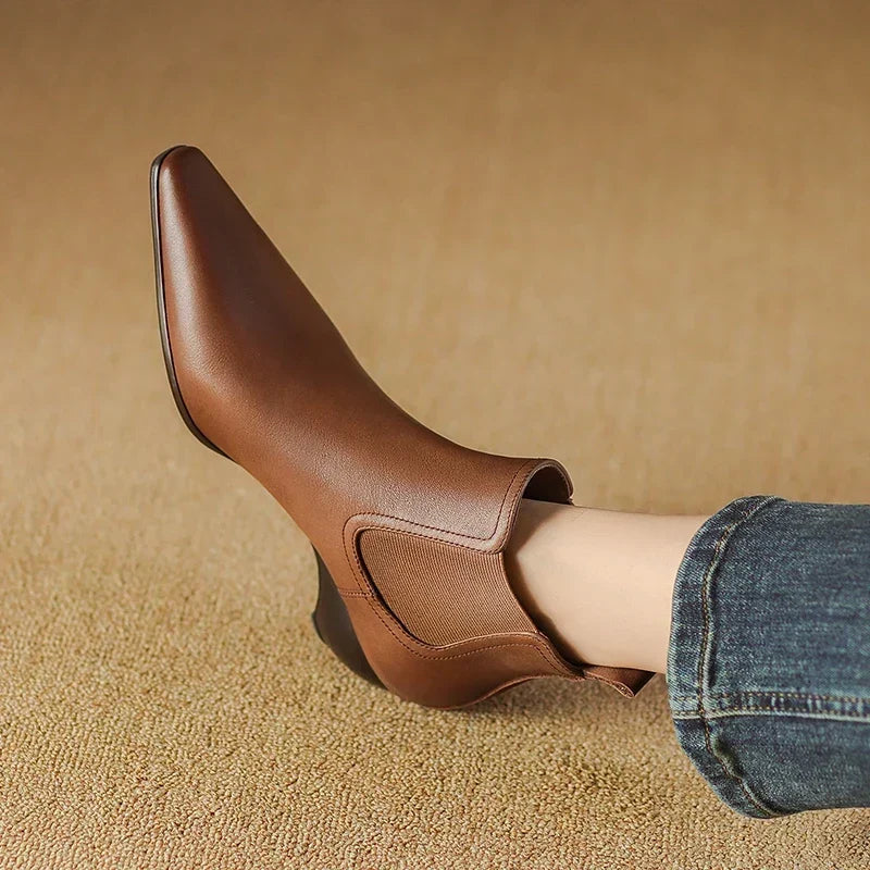 ELIZA & MAREN | CURVED HEEL ANKLE BOOTS FOR WOMEN