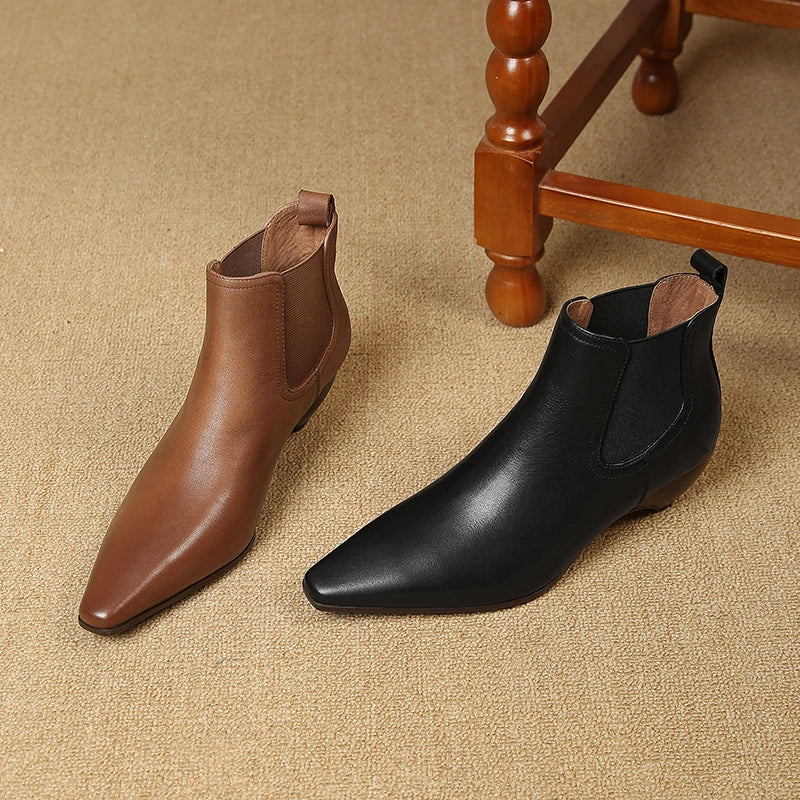 ELIZA & MAREN | CURVED HEEL ANKLE BOOTS FOR WOMEN