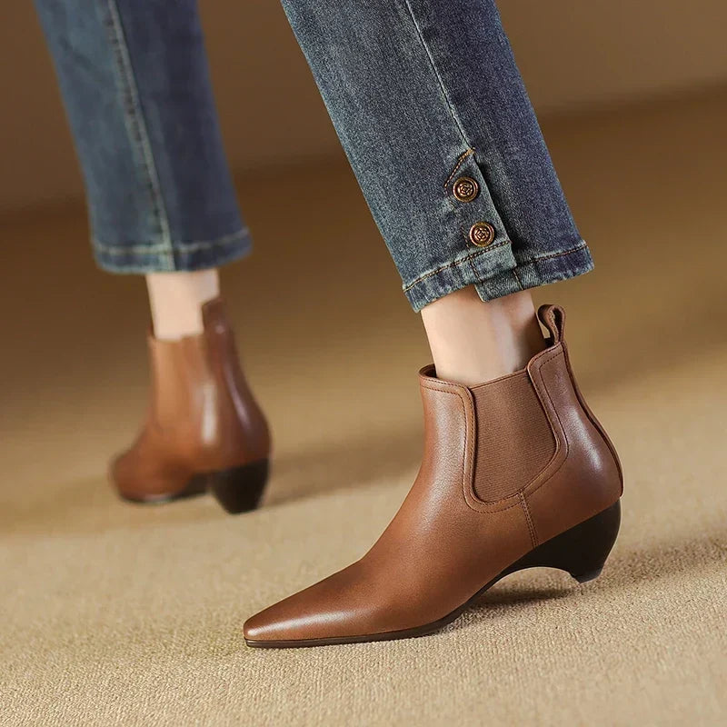 ELIZA & MAREN | CURVED HEEL ANKLE BOOTS FOR WOMEN