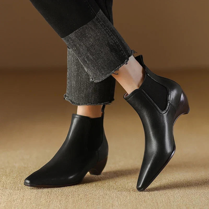 ELIZA & MAREN | CURVED HEEL ANKLE BOOTS FOR WOMEN