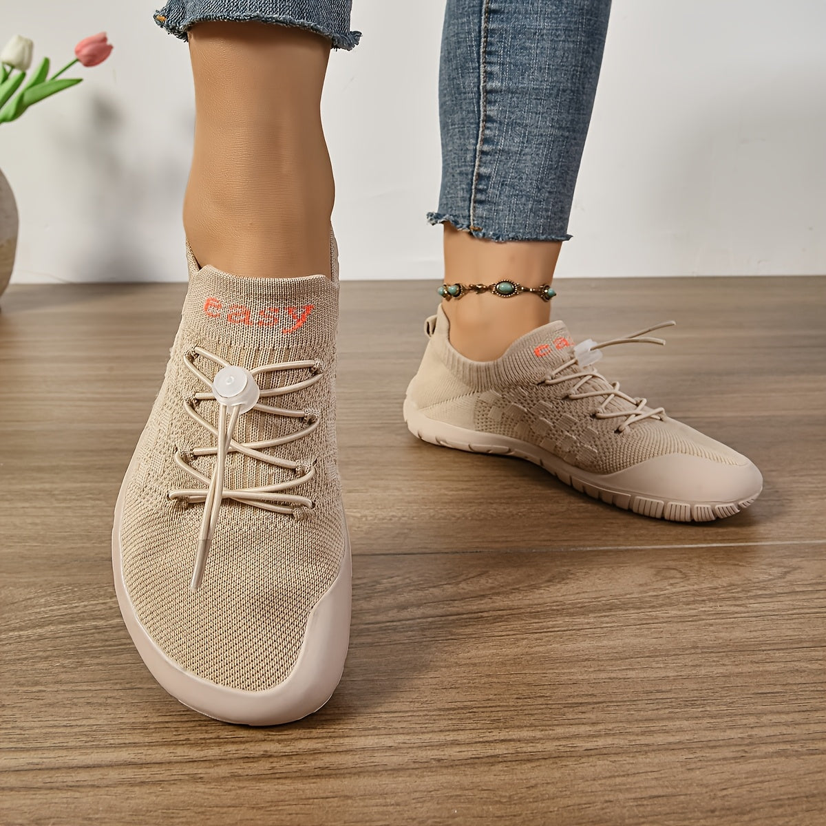 ELIZA & MAREN | FLEXIBLE LACE-UP SNEAKERS FOR WOMEN