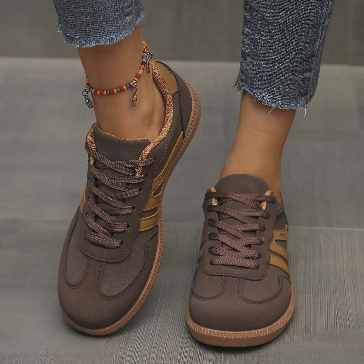 ELIZA & MAREN | CUSHIONED WIDE TOE SNEAKERS FOR WOMEN