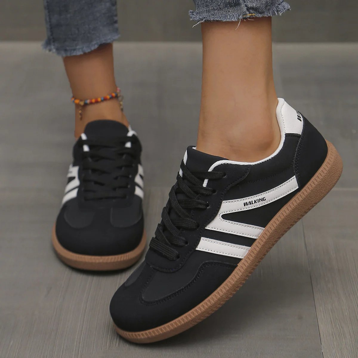 ELIZA & MAREN | CUSHIONED WIDE TOE SNEAKERS FOR WOMEN