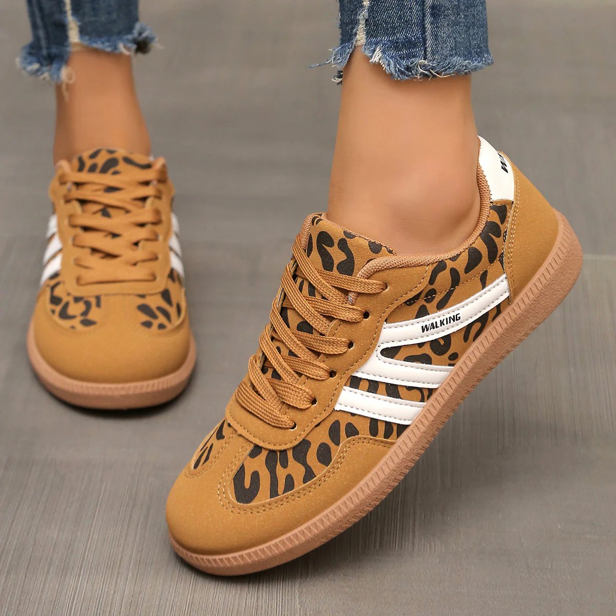 ELIZA & MAREN | CUSHIONED WIDE TOE SNEAKERS FOR WOMEN
