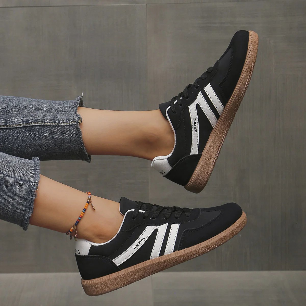 ELIZA & MAREN | CUSHIONED WIDE TOE SNEAKERS FOR WOMEN