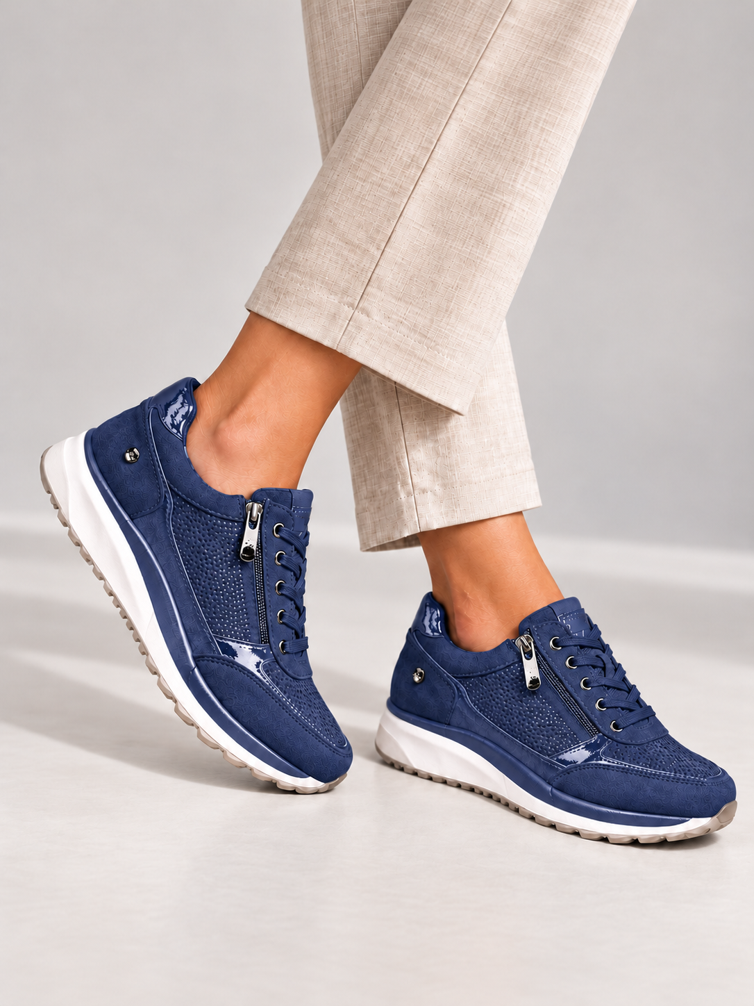 ELIZA & MAREN | ZIP CLOSURE SNEAKERS FOR WOMEN